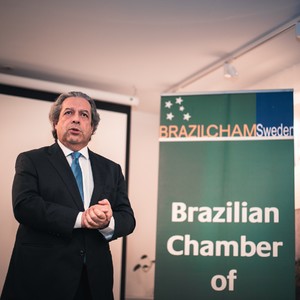 The Brazilian Chamber of Commerce in Sweden hosted the event welcoming to the new Brazilian ambassador in Sweden HE Mr. Nelson Antnio Tabajara. For the occasion we also received H.E. Mr. David Josefsson - Vice-President of the parliamentary friendship association for Brazil at the Swedish Parliament. February 14th, 18:00 ? 20:30. PLACE: Trngren Magnell Advokatfirman Vstra Trdgrdsgatan 8
Photo by : @priscilaeliasphotography